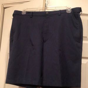 Haggar -Cool 18 Pro size 38 Expandable Waist Navy Shorts